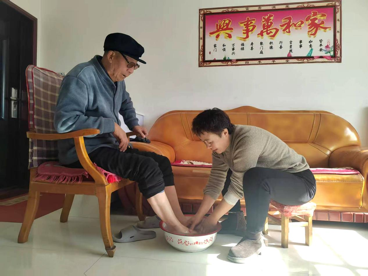 中共开云体育·(中国)官方网站-kaiyun sports
委员会关于对2024年度“产投榜样”进行公示的公告(图5) 中共开云体育·(中国)官方网站-kaiyun sports
委员会关于对2024年度“产投榜样”进行公示的公告(图5)